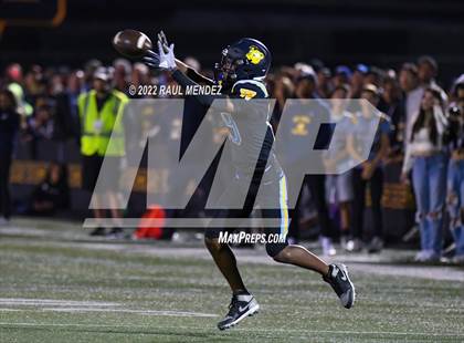 Thumbnail 1 in Downey @ Warren  photogallery.
