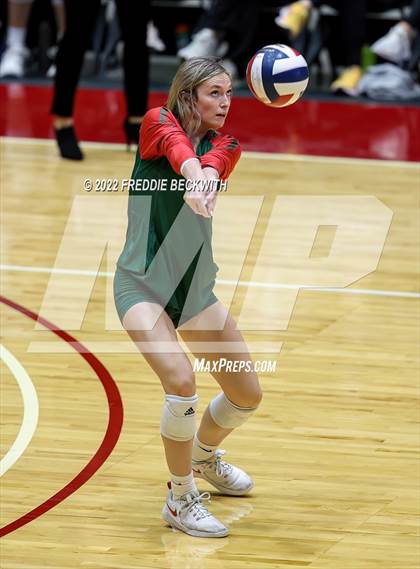 Thumbnail 3 in The Woodlands vs. Dripping Springs (UIL 6A Semifinal) photogallery.