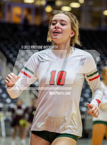 Thumbnail 1 in The Woodlands vs. Dripping Springs (UIL 6A Semifinal) photogallery.