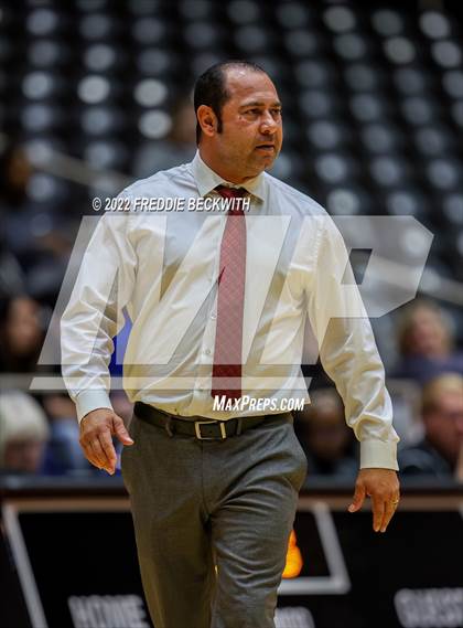Thumbnail 3 in The Woodlands vs. Dripping Springs (UIL 6A Semifinal) photogallery.