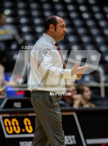 Thumbnail 2 in The Woodlands vs. Dripping Springs (UIL 6A Semifinal) photogallery.