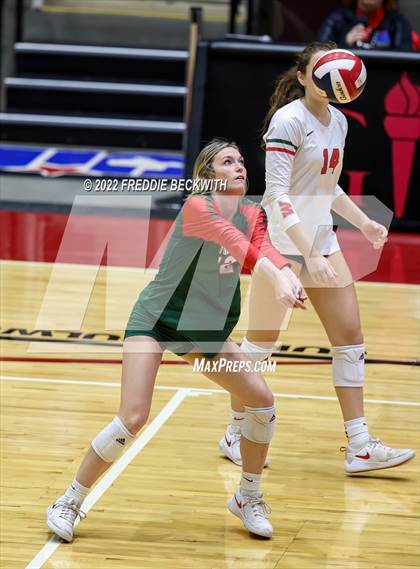 Thumbnail 1 in The Woodlands vs. Dripping Springs (UIL 6A Semifinal) photogallery.