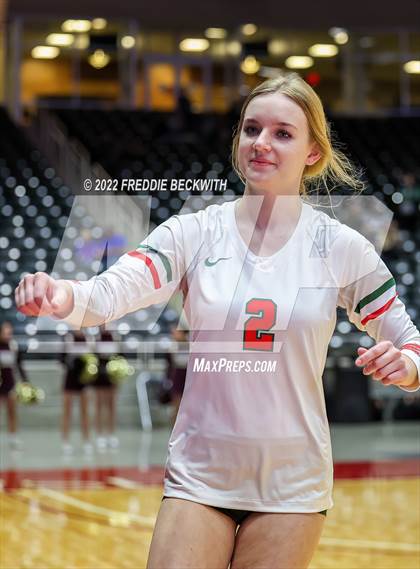 Thumbnail 3 in The Woodlands vs. Dripping Springs (UIL 6A Semifinal) photogallery.