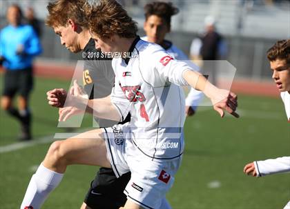 Thumbnail 3 in San Clemente vs. Torrey Pines (24th Annual SoCal Soccer Classic) photogallery.