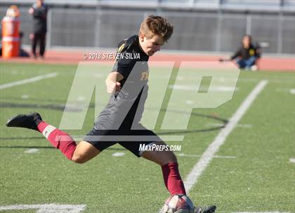 Thumbnail 1 in San Clemente vs. Torrey Pines (24th Annual SoCal Soccer Classic) photogallery.
