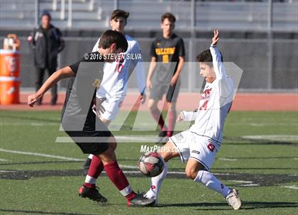 Thumbnail 2 in San Clemente vs. Torrey Pines (24th Annual SoCal Soccer Classic) photogallery.