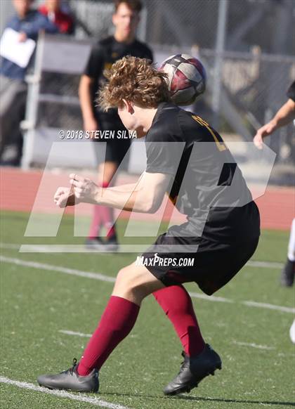 Thumbnail 1 in San Clemente vs. Torrey Pines (24th Annual SoCal Soccer Classic) photogallery.