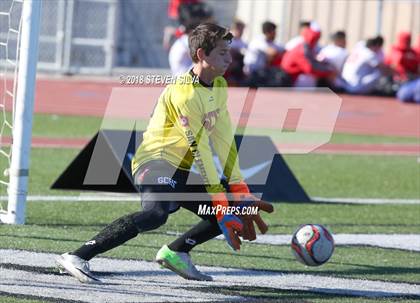 Thumbnail 2 in San Clemente vs. Torrey Pines (24th Annual SoCal Soccer Classic) photogallery.