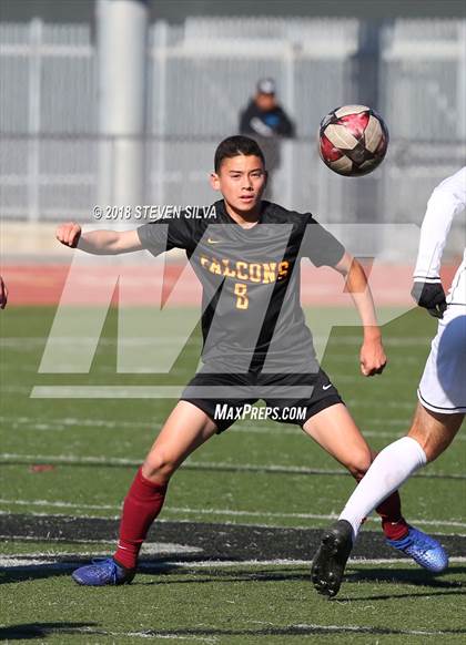 Thumbnail 2 in San Clemente vs. Torrey Pines (24th Annual SoCal Soccer Classic) photogallery.