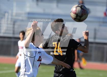 Thumbnail 1 in San Clemente vs. Torrey Pines (24th Annual SoCal Soccer Classic) photogallery.