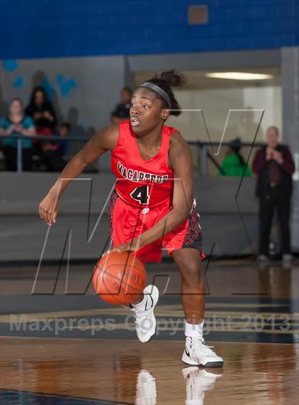 Thumbnail 3 in Marcus vs MacArthur (UIL 5A Region1 Bi-District Playoff) photogallery.