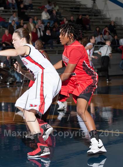 Thumbnail 2 in Marcus vs MacArthur (UIL 5A Region1 Bi-District Playoff) photogallery.