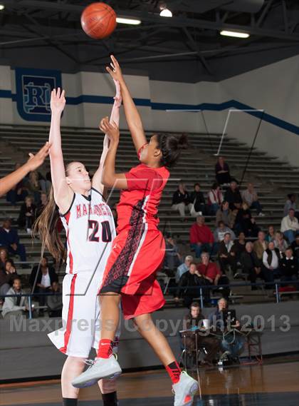 Thumbnail 3 in Marcus vs MacArthur (UIL 5A Region1 Bi-District Playoff) photogallery.