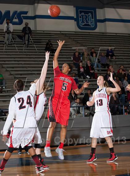 Thumbnail 3 in Marcus vs MacArthur (UIL 5A Region1 Bi-District Playoff) photogallery.