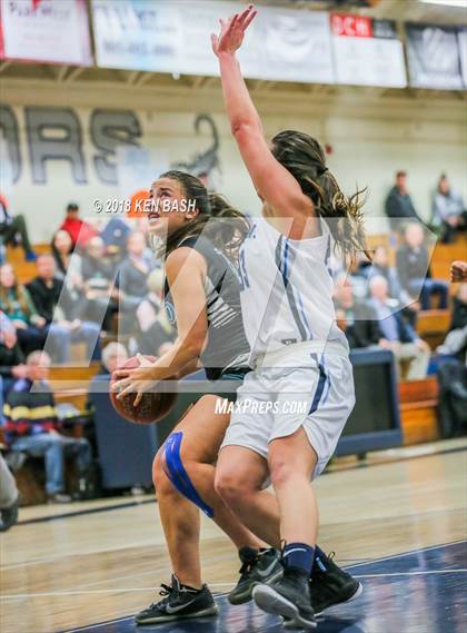 Thumbnail 2 in Aliso Niguel vs Camarillo (CIF 2AA Quaterfinal Playoff) photogallery.