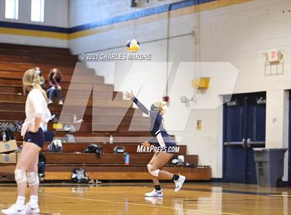 Thumbnail 2 in Cape Fear vs Terry Sanford photogallery.