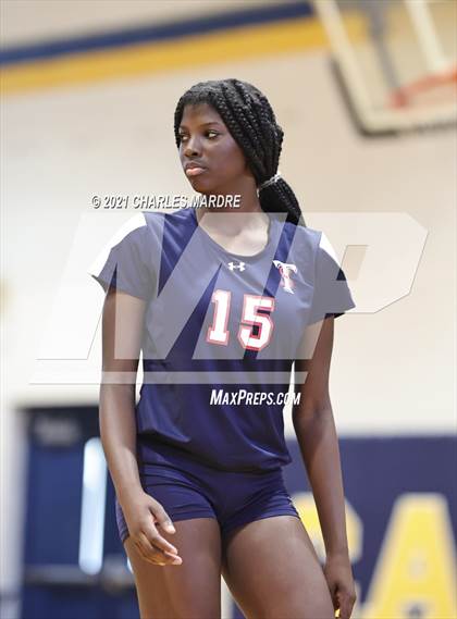 Thumbnail 2 in Cape Fear vs Terry Sanford photogallery.