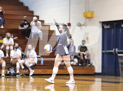 Thumbnail 3 in Cape Fear vs Terry Sanford photogallery.