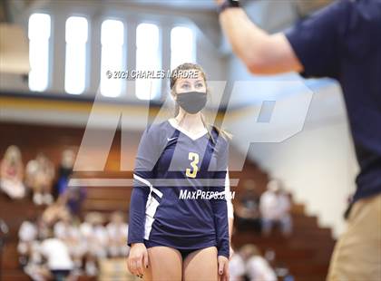 Thumbnail 2 in Cape Fear vs Terry Sanford photogallery.