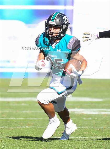Thumbnail 1 in Chaparral vs. Highland (AIA 6A Final) photogallery.