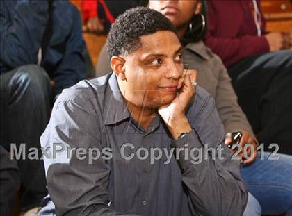 Thumbnail 1 in Clarkstown North vs Mt. Vernon (Section 1 Class AA 1st Round) photogallery.