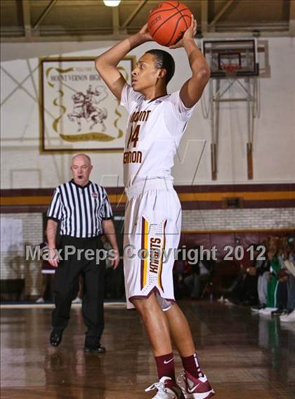 Thumbnail 2 in Clarkstown North vs Mt. Vernon (Section 1 Class AA 1st Round) photogallery.