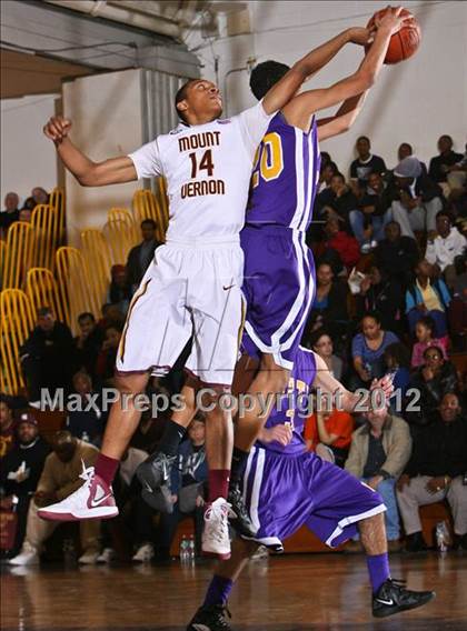 Thumbnail 1 in Clarkstown North vs Mt. Vernon (Section 1 Class AA 1st Round) photogallery.