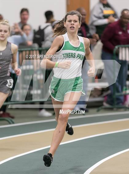 Thumbnail 1 in NC Runners Holiday Invitational photogallery.