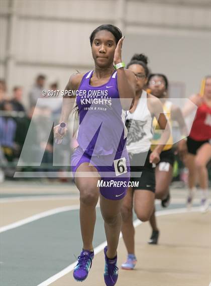Thumbnail 3 in NC Runners Holiday Invitational photogallery.