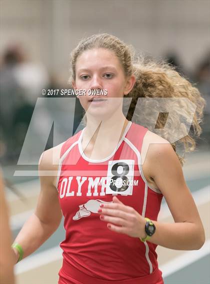 Thumbnail 1 in NC Runners Holiday Invitational photogallery.
