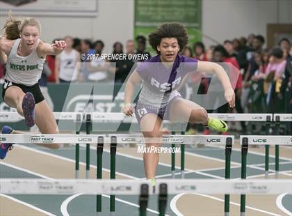 Thumbnail 2 in NC Runners Holiday Invitational photogallery.