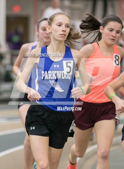 Thumbnail 2 in NC Runners Holiday Invitational photogallery.