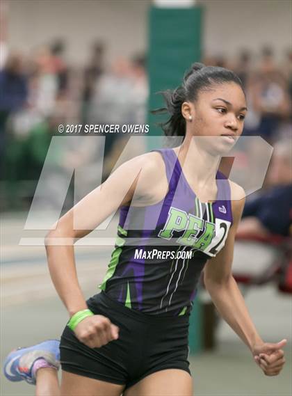 Thumbnail 3 in NC Runners Holiday Invitational photogallery.