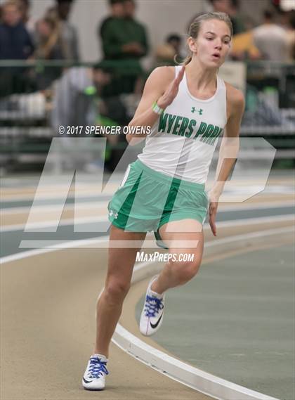 Thumbnail 2 in NC Runners Holiday Invitational photogallery.