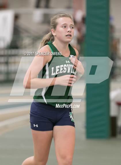 Thumbnail 3 in NC Runners Holiday Invitational photogallery.
