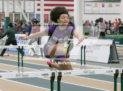 Thumbnail 3 in NC Runners Holiday Invitational photogallery.