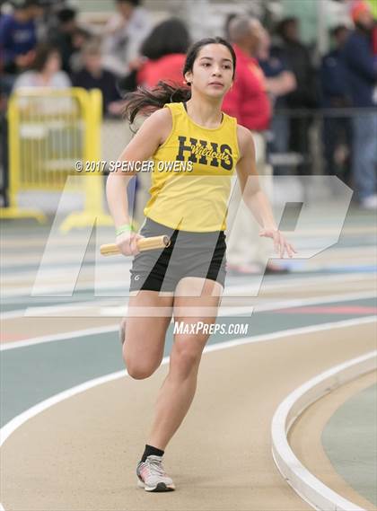 Thumbnail 1 in NC Runners Holiday Invitational photogallery.