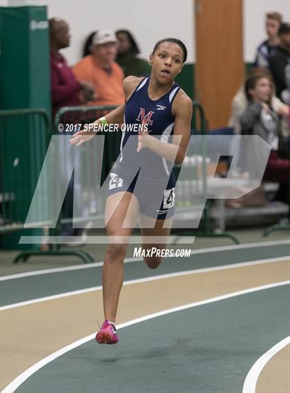 Thumbnail 3 in NC Runners Holiday Invitational photogallery.