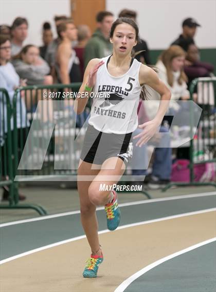 Thumbnail 3 in NC Runners Holiday Invitational photogallery.