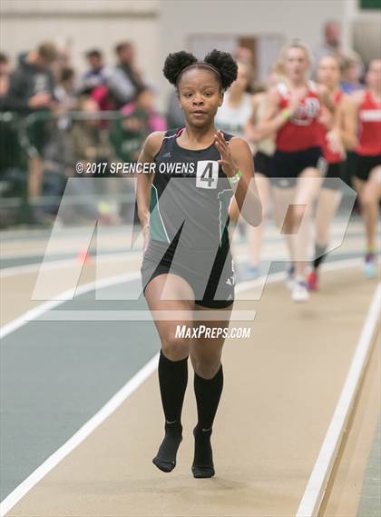 Thumbnail 3 in NC Runners Holiday Invitational photogallery.
