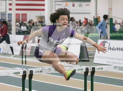 Thumbnail 1 in NC Runners Holiday Invitational photogallery.