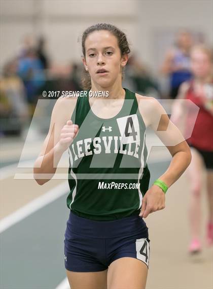 Thumbnail 1 in NC Runners Holiday Invitational photogallery.