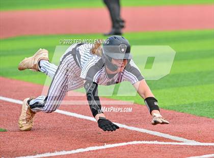 Thumbnail 2 in Bigelow vs. Woodlawn (AAA 2A State Final) photogallery.