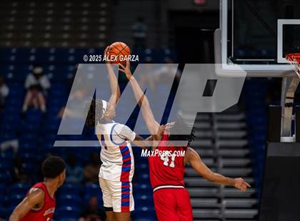 Thumbnail 2 in Duncanville vs. Bellaire (UIL 6A Basketball Division I Final) photogallery.