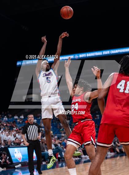 Thumbnail 3 in Duncanville vs. Bellaire (UIL 6A Basketball Division I Final) photogallery.