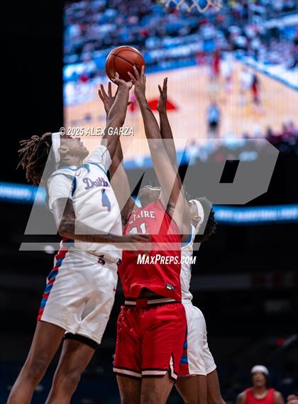 Thumbnail 2 in Duncanville vs. Bellaire (UIL 6A Basketball Division I Final) photogallery.