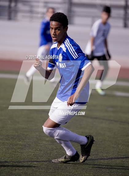 Thumbnail 2 in Bishop Amat vs St. Pius X-St. Matthias Academy photogallery.