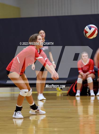 Thumbnail 3 in Pottsboro vs. Denison  (Denison Invitational Showcase) photogallery.