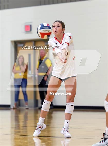 Thumbnail 2 in Pottsboro vs. Denison  (Denison Invitational Showcase) photogallery.