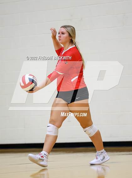 Thumbnail 3 in Pottsboro vs. Denison  (Denison Invitational Showcase) photogallery.